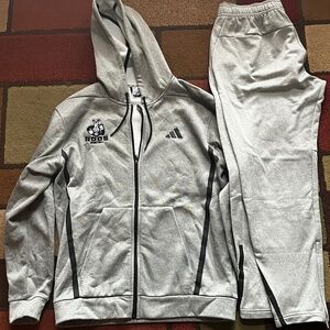 Adidas Basketball Gray Travel Jacket/Pant - Size Large Kansas City Basketball